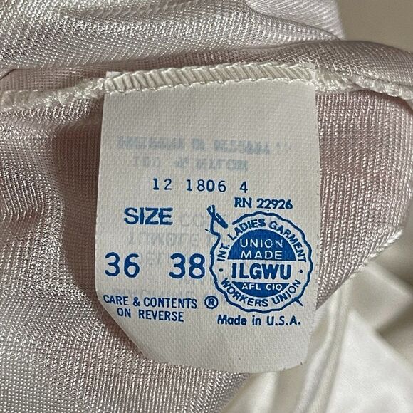 Vintage White Lace Half Slip Union Made 36/38 - Picture 6 of 7